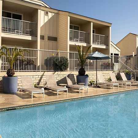 Hilton Garden Inn Los Angeles Marina Del Rey Exterior photo