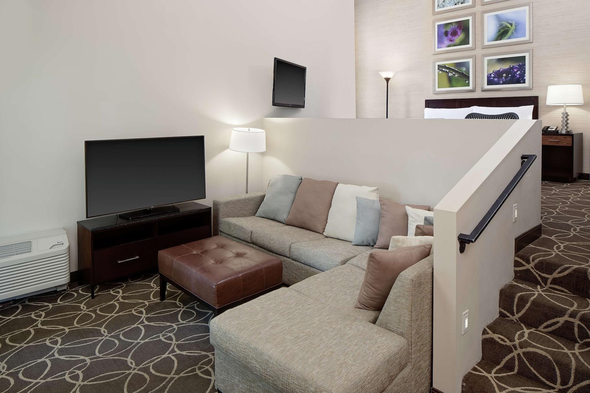 Hilton Garden Inn Los Angeles Marina Del Rey Exterior photo