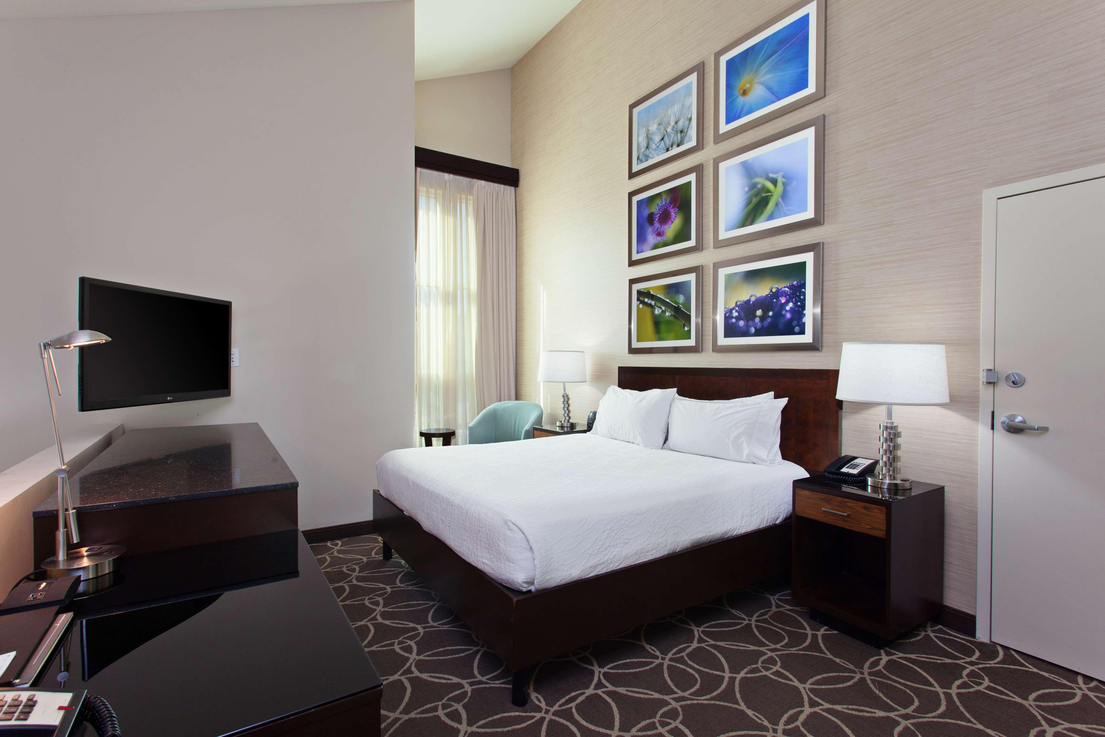 Hilton Garden Inn Los Angeles Marina Del Rey Exterior photo