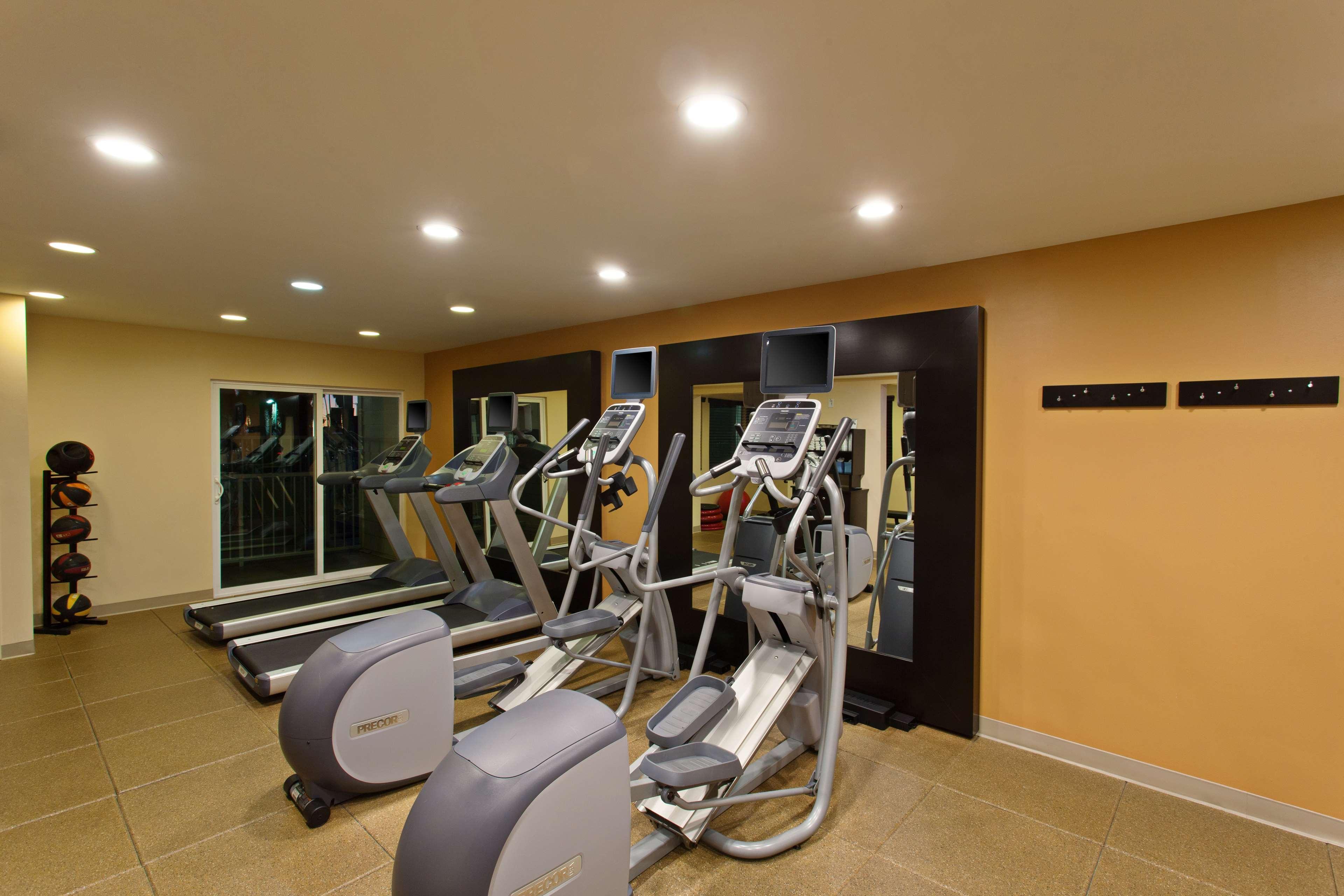 Hilton Garden Inn Los Angeles Marina Del Rey Exterior photo