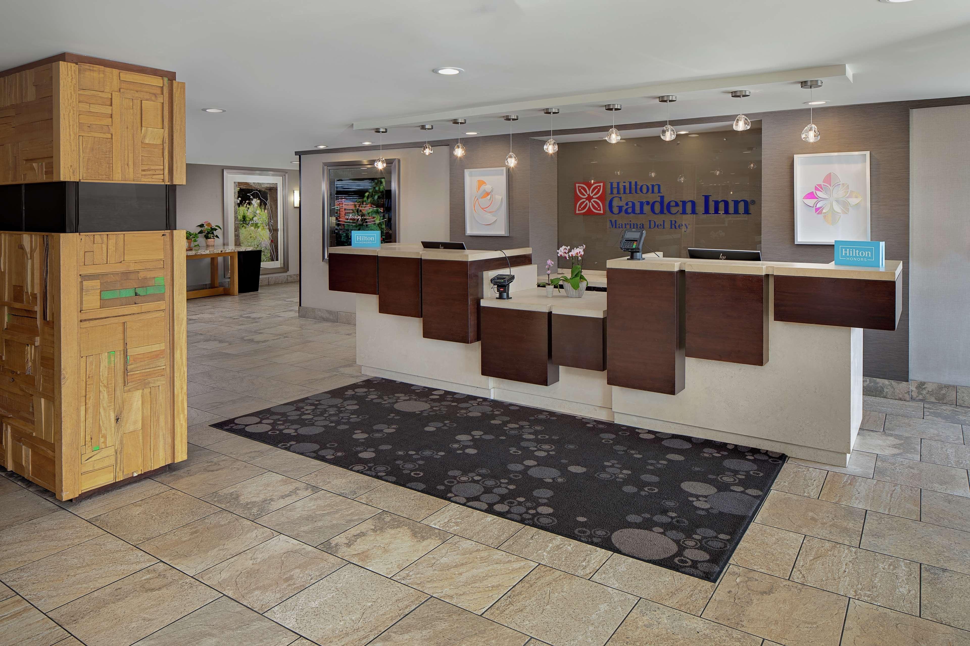 Hilton Garden Inn Los Angeles Marina Del Rey Exterior photo