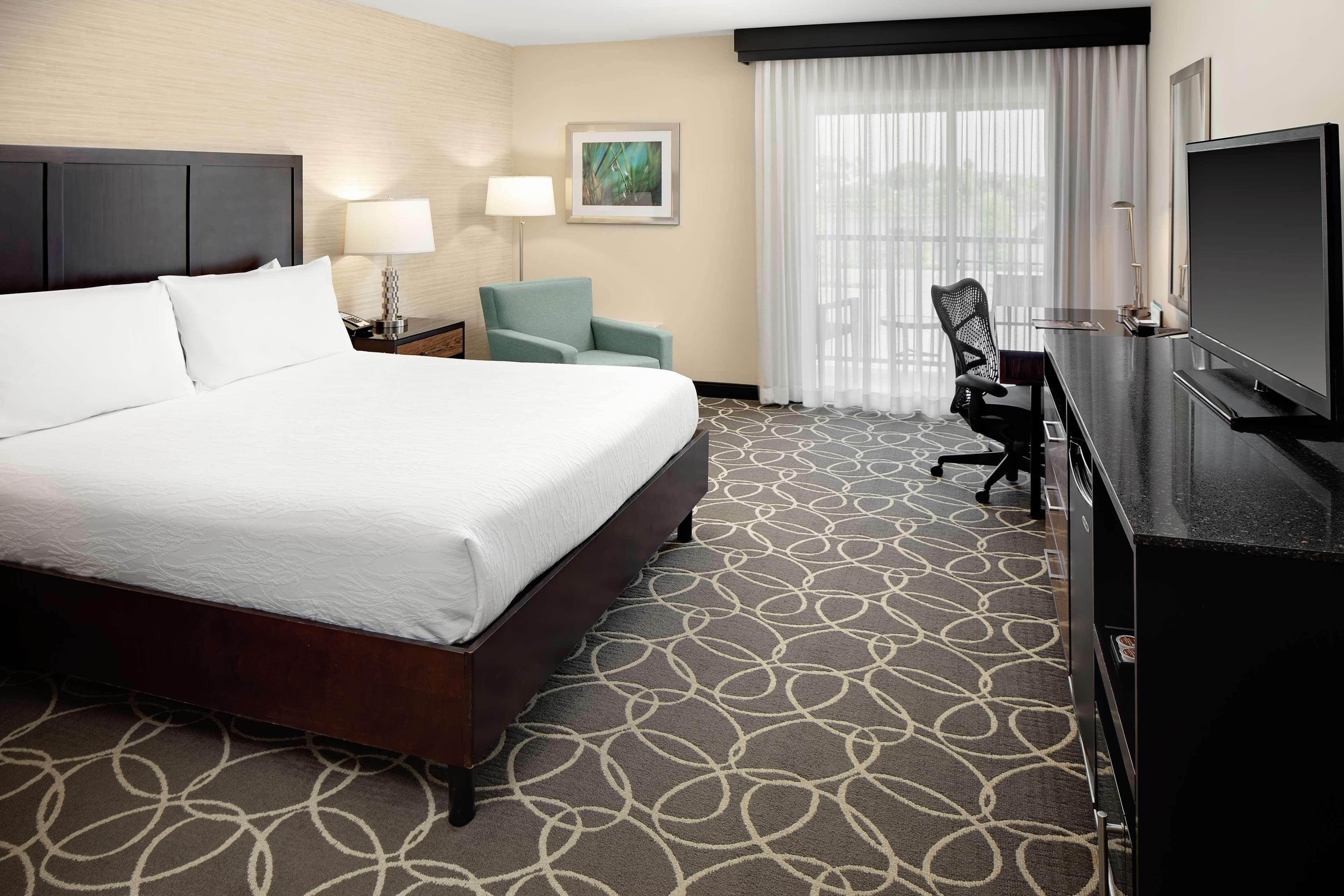 Hilton Garden Inn Los Angeles Marina Del Rey Exterior photo