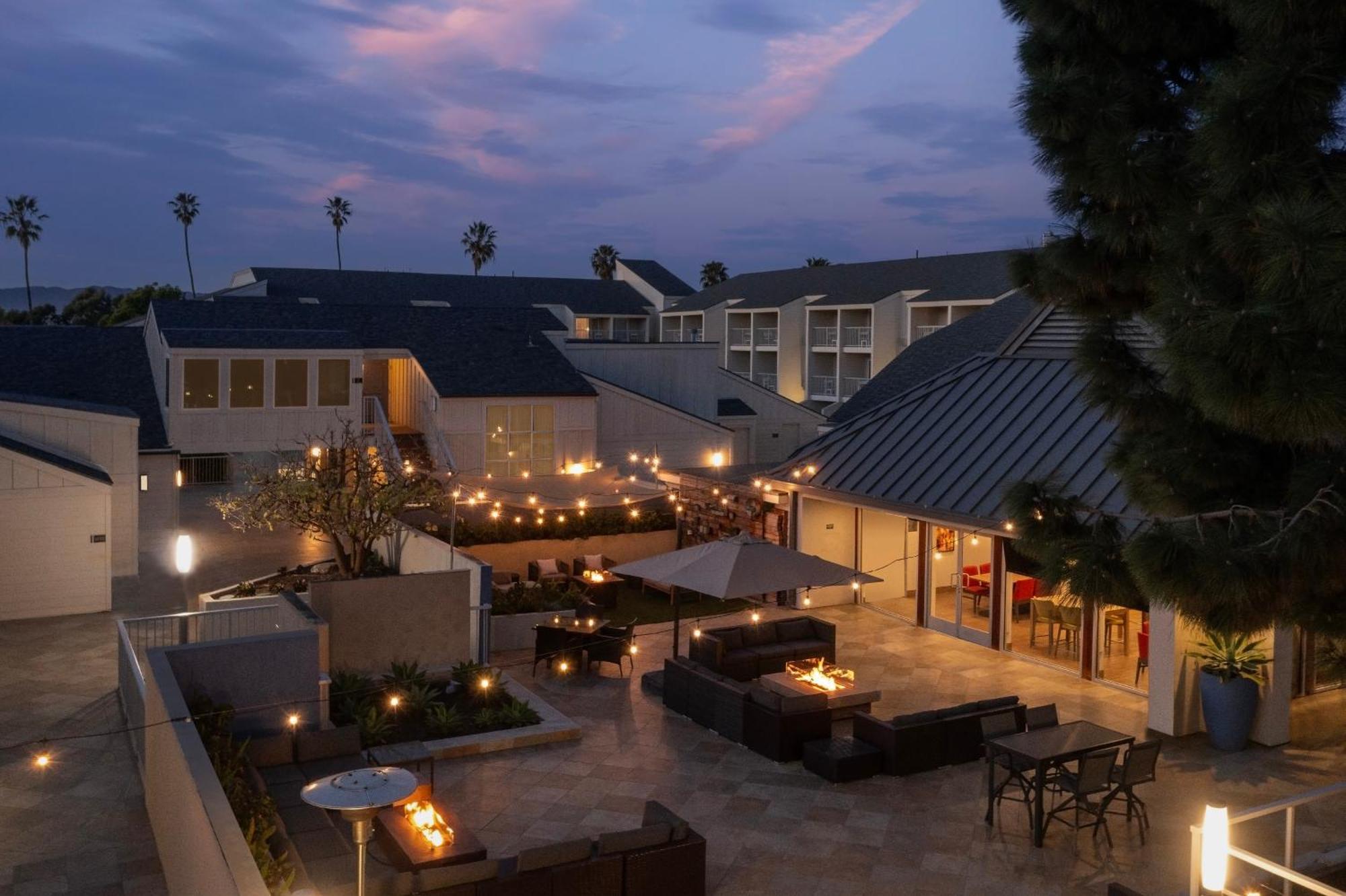 Hilton Garden Inn Los Angeles Marina Del Rey Exterior photo